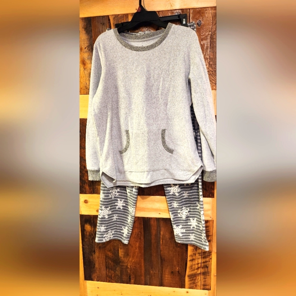 Women's pajamas
